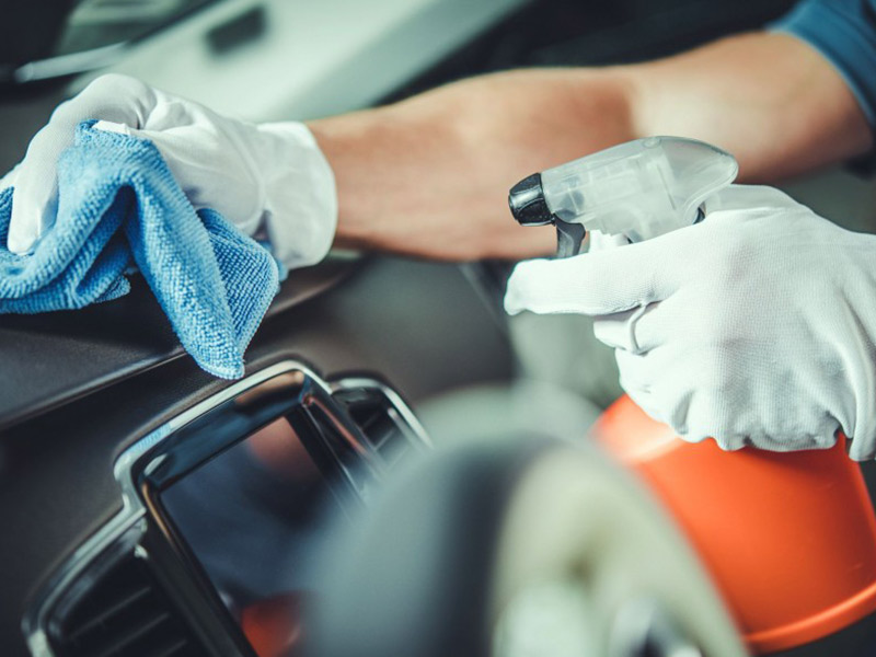 Temizleme Kimyasalları ve Otomotiv Sektöründeki Etkileri